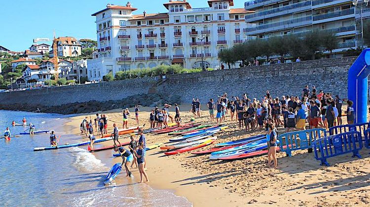 SOLIDARITÉ – Raid nautique à Saint-Jean-de-Luz : Stand up for Yoann